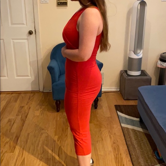 Michael Stars body hugging dress in red - Picture 3 of 8